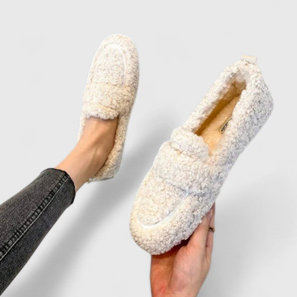Margaret | Warm Slippers with Elegant Design