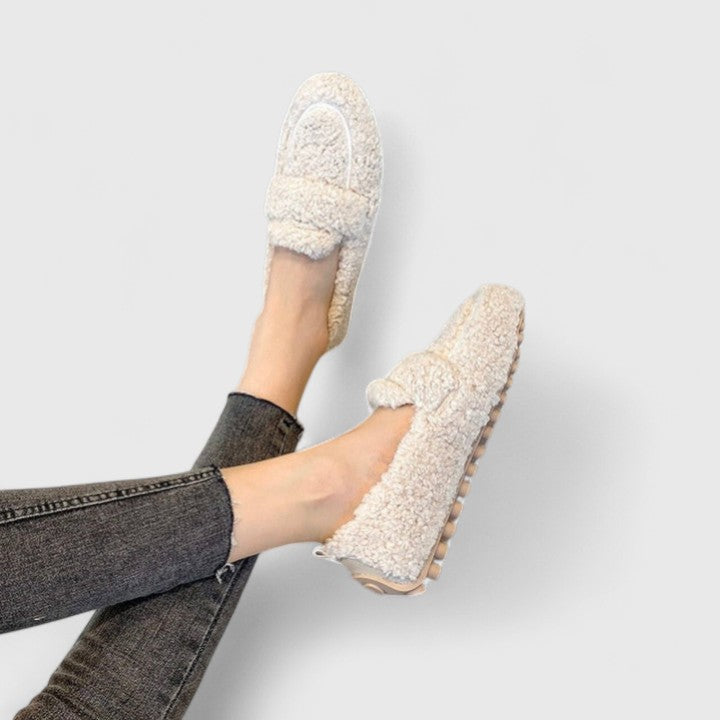 Margaret | Warm Slippers with Elegant Design