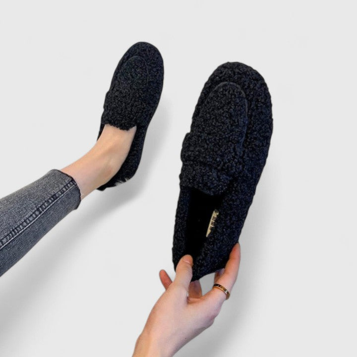 Margaret | Warm Slippers with Elegant Design