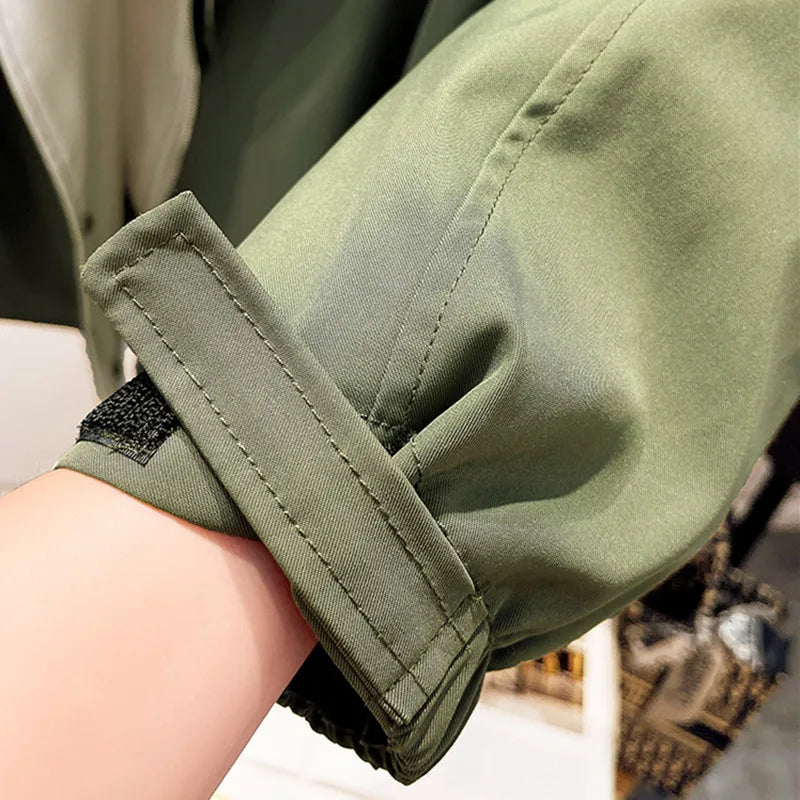 Lori – Elegant jacket with weather and wind protection